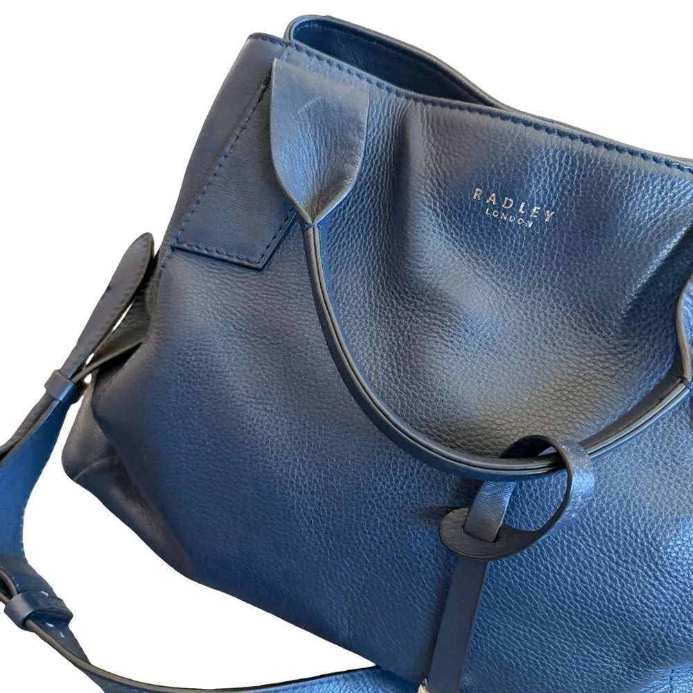Radley Baylis Road Navy Leather Purse Shoulder Bag Tote Pockets Medium Size